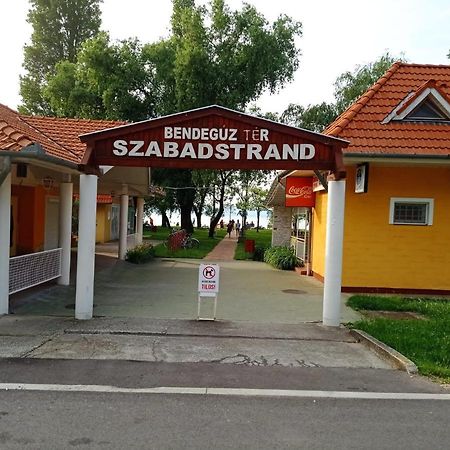 Sommer Ferienhaus Balatonszarszo Extérieur photo