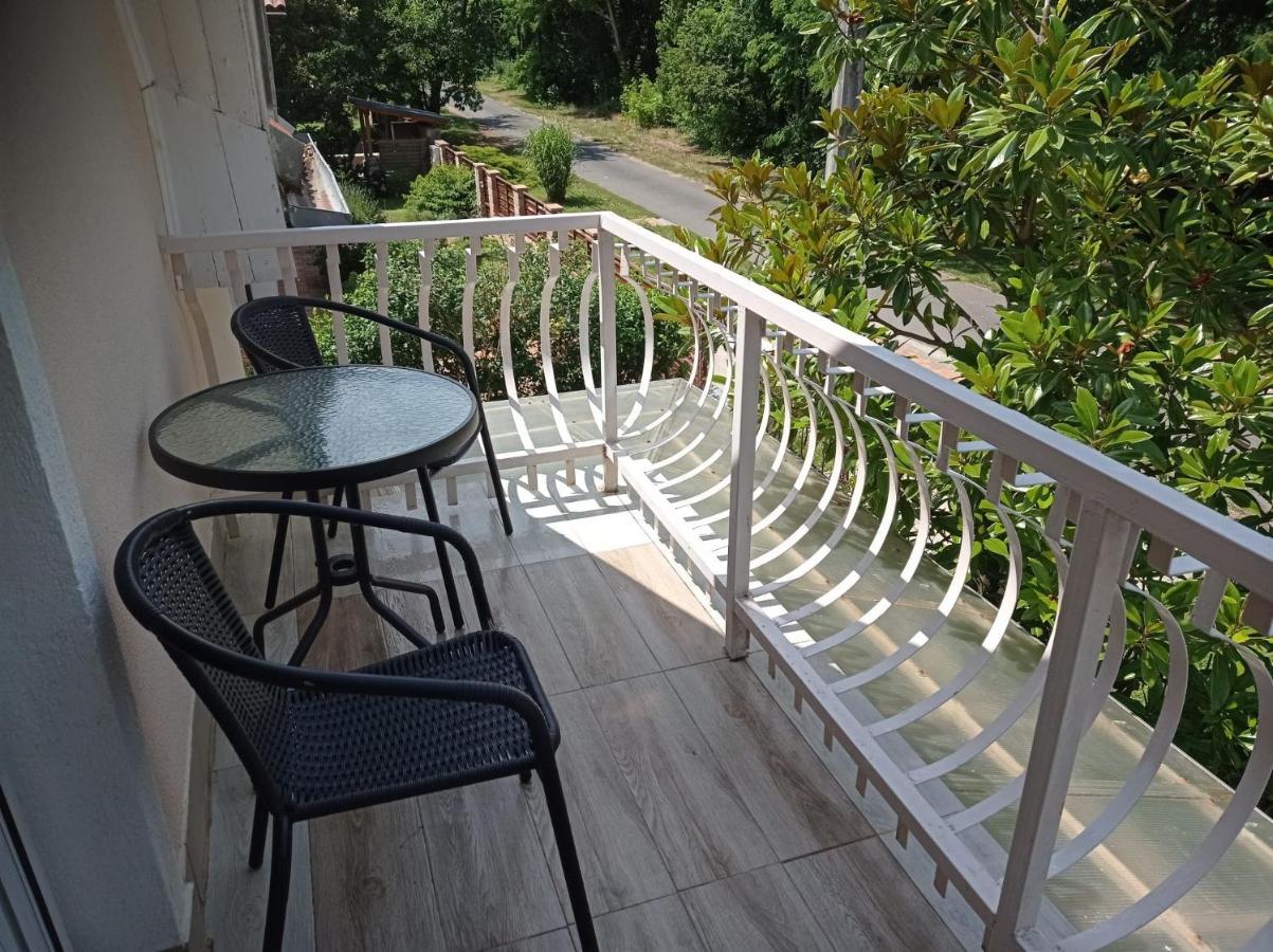 Sommer Ferienhaus Balatonszarszo Extérieur photo