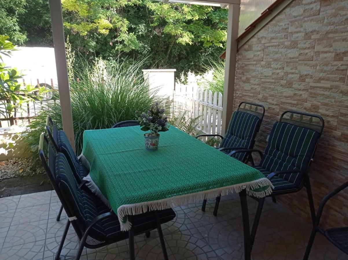 Sommer Ferienhaus Balatonszarszo Extérieur photo